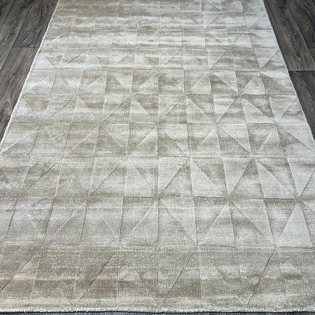 NEW PYRAMID 333 BEIGE (AS IS) (Код: 764168) 0 photo